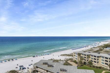 The Scallop By Brightwild-Beachfront Condo Ντέστιν Εξωτερικό φωτογραφία